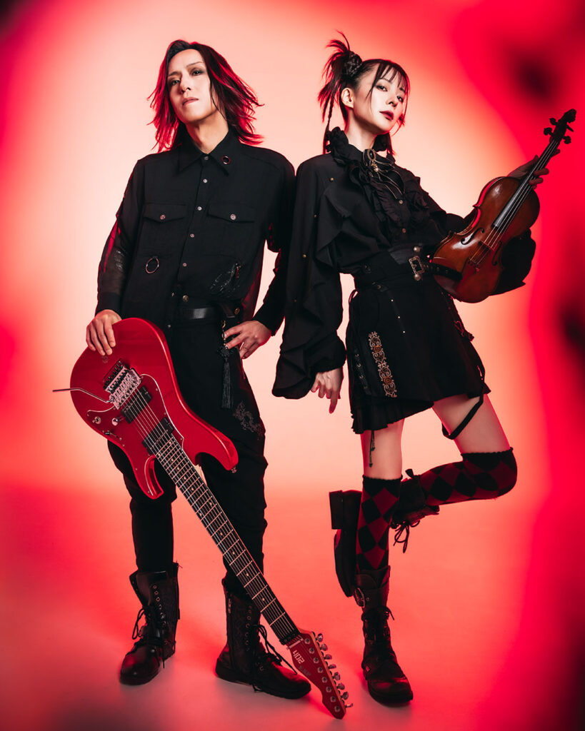 ゲストミュージシャンsoLi（左からISAO、星野沙織）